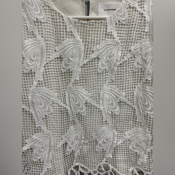 MoolbyYoungZari white sheer lace floral overlay puff sleeve night out party - Picture 8 of 10